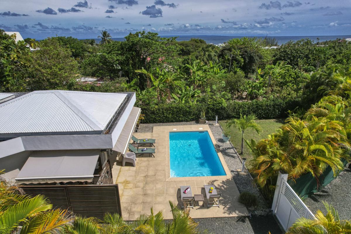 2.Location villa piscine proche plage Saint François Guadeloupe